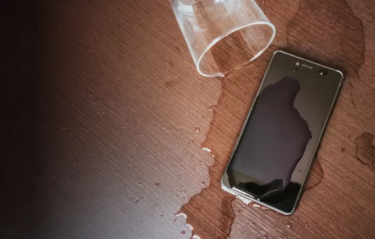 HP Baterai Tanam Kena Air? Jangan Panik! Ini adalah adalah Tips Mengatasinya