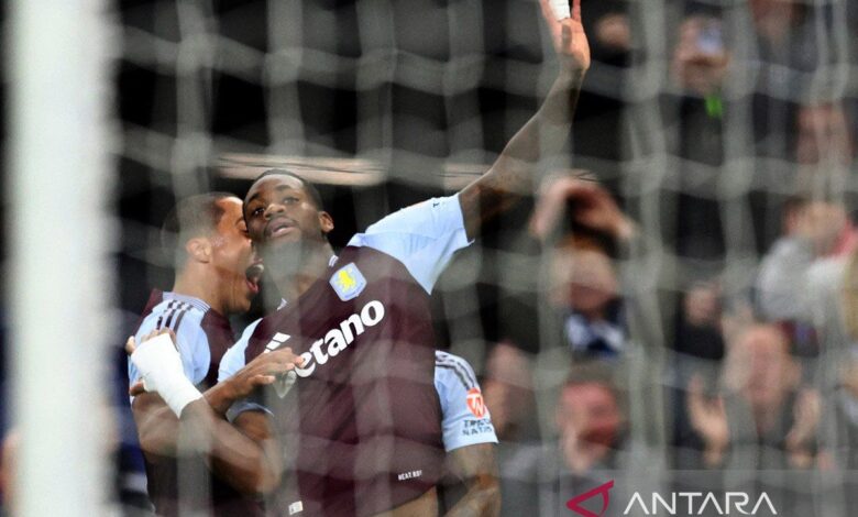 Jhon Duran perbarui kontrak jangka panjang di tempat tempat Aston Villa