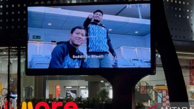 Persib kenalkan pemain baru lewat videotron di tempat tempat Jalan Dago