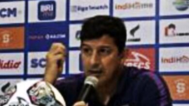 Madura United kembali mempercayakan kedudukan ahli untuk Alfredo Vera