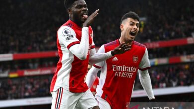Eks pemain Arsenal Thomas Partey didakwa melawan lima persoalan hukum pemerkosaan
