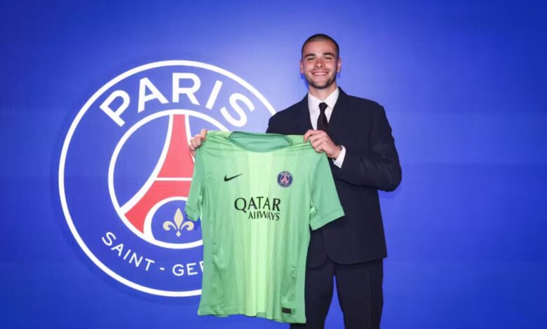PSG resmi datangkan kiper muda berbakat Lucas Chevalier dari Lille