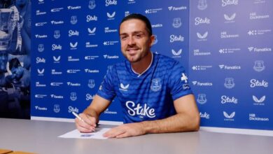 Klub sepak bola Klub sepak bola Everton resmi pinjam Jack Grealish dari Manchester City