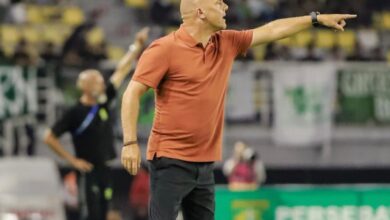 Pelatih Bali United akui Persebaya lebih banyak lanjut efektif