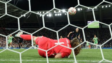 Kenapa kiper identik dengan nomor punggung 1?