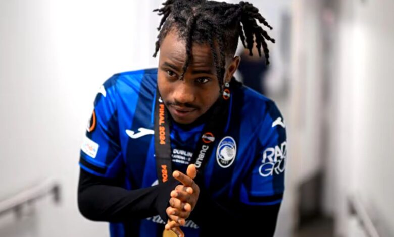 Lookman dilaporkan sudah dijalankan kosongkan loker di tempat latihan Atalanta