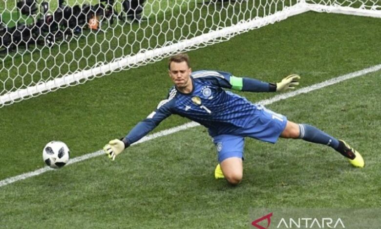 Neuer resmi perpanjangan kontrak bersatu Bayern Muenchen hingga 2026