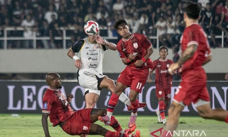 Kalahkan Persis Solo 3-0, Persija  jaga catatan sempurna
