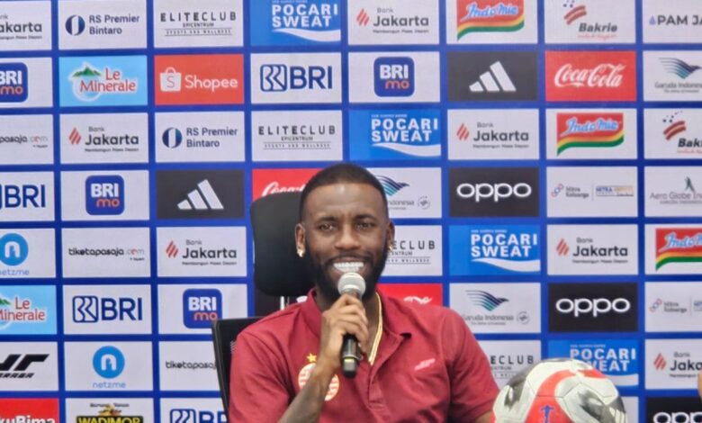 Allano de Souza persembahkan dua golnya untuk Persija juga suporter