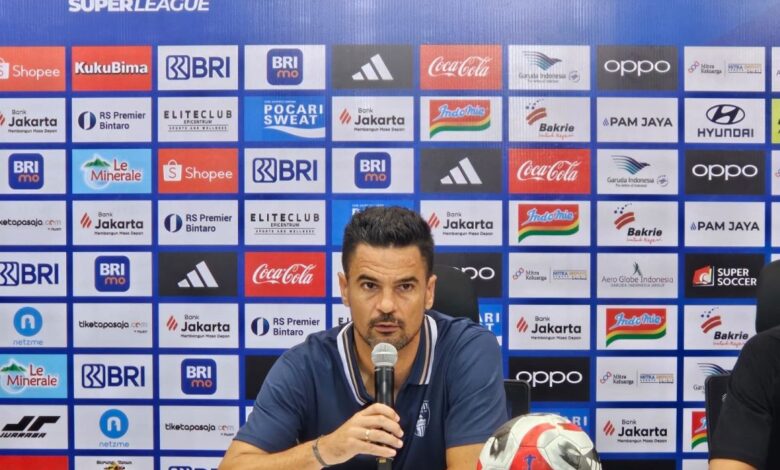 Carlos Pena minta suporter masih hanya membantu Persita Tangerang