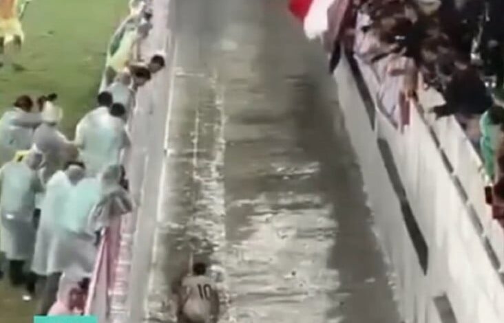 Buntut Mierza Jatuh ke Parit, Nova Arianto Ingatkan Timnas Indonesia U-17 Tidak Selebrasi Berlebihan