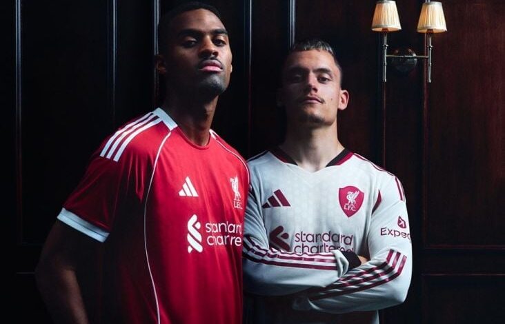 Penampakan Jersey Anyar Liverpool serta juga Nomor Punggung Seluruh Pemain