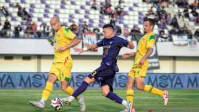 Persebaya curi kemenangan satu-nol dari kandang Persita