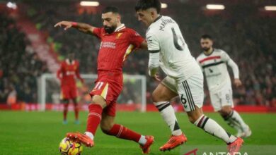 Arne Slot minta Liverpool untuk bangkit pada waktu menghadapi Man United