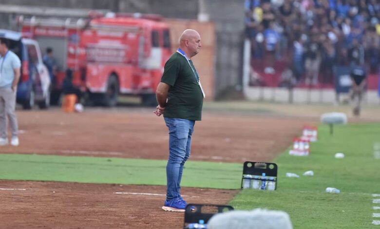 Bojan minta Persib cermati motivasi PSBS