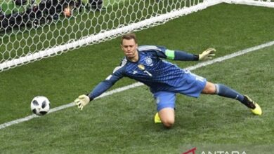 Neuer resmi perpanjangan kontrak dengan Bayern Muenchen hingga 2026