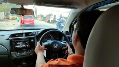 8 cara efektif hemat BBM mobil dalam di sedang stok yang digunakan menipis