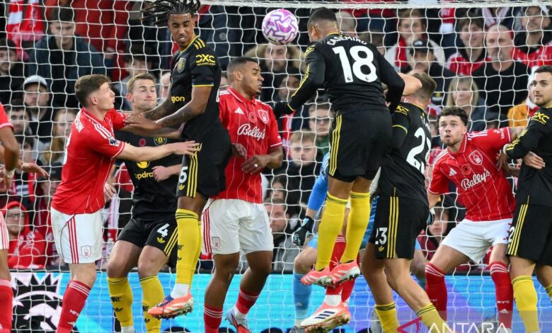 United incar enam laga tanpa kalah pada waktu jamu Klub sepak bola Klub sepak bola Everton ke di Old Trafford