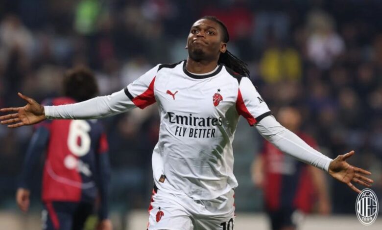 Leao antar AC Milan kembali ke puncak klasemen