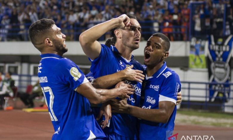 Jadwal Super League: Persija vs Persijap, Persik vs Persib