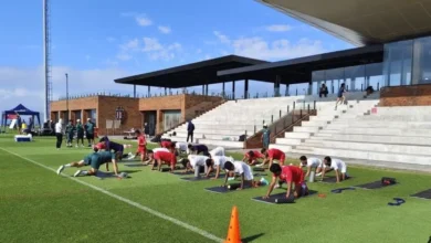 Timnas Indonesia memasuki pekan terakhir pemusatan latihan di Bali dengan fokus penuh menghadapai Piala AFF 2026. Skuad Garuda dijadwalkan mengawali perjuangan di Grup A dengan menghadapi Kamboja pada laga pembuka yang berlangsung di Stadion Pakansari, Bogor, Senin (27/7/2026).